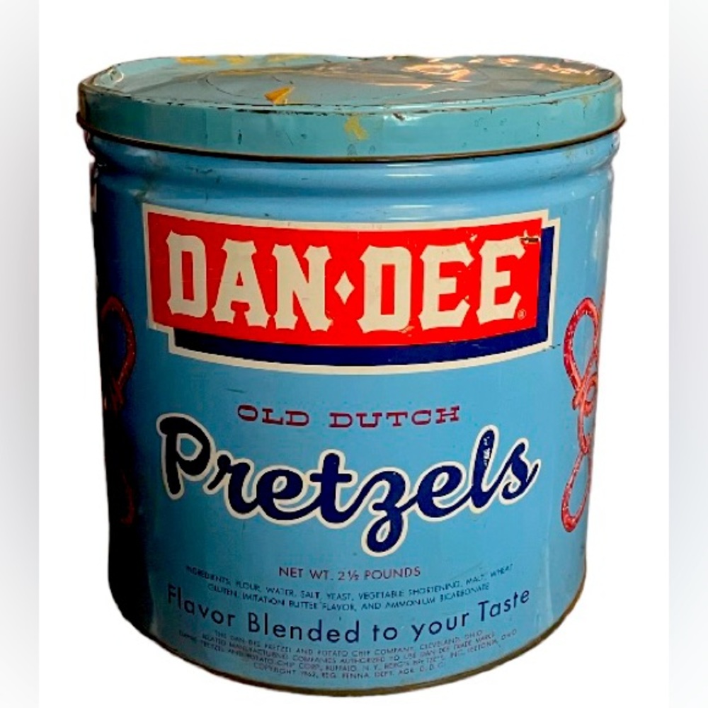 Vintage Dan-Dee Pretzel Tin